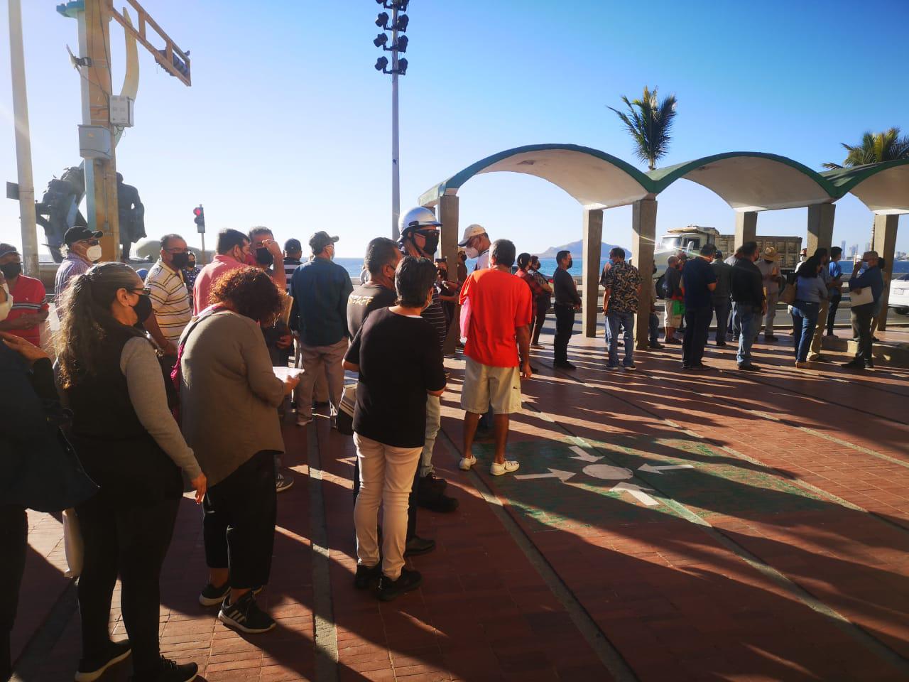 $!En Mazatlán abarrotan el ‘Seguro Viejo’ por recibos para aportaciones voluntarias de pensión