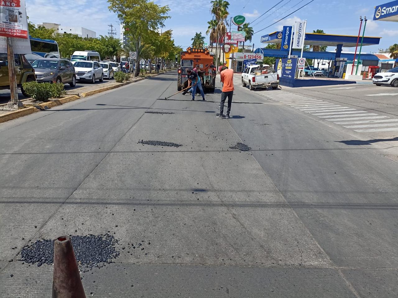 $!Despliegan cuadrillas para intervenir el rescate vial del bulevar Antonio Rosales, en Los Mochis