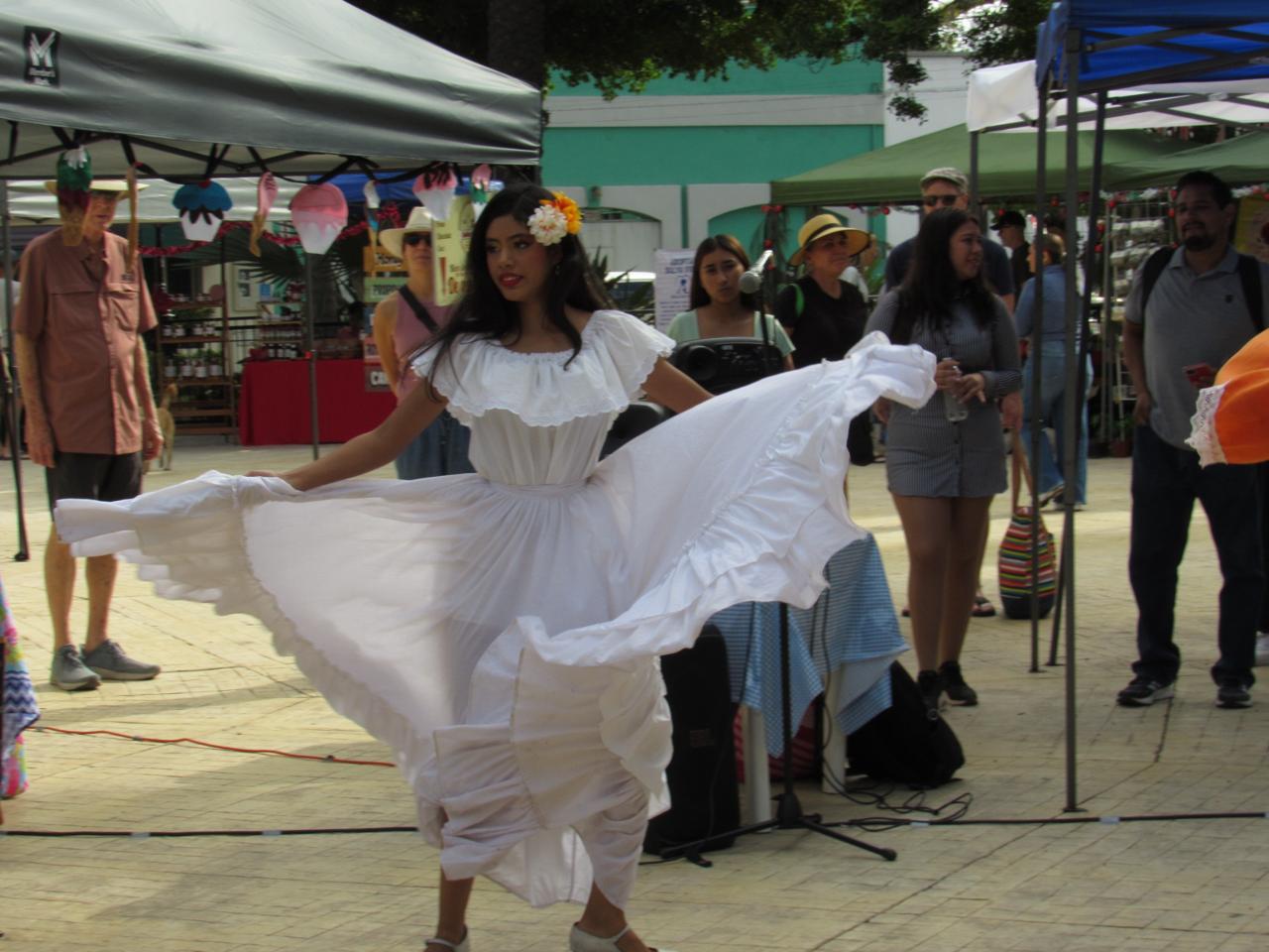 $!Se mezclan tradición e innovación en el Mercado Orgánico de Mazatlán