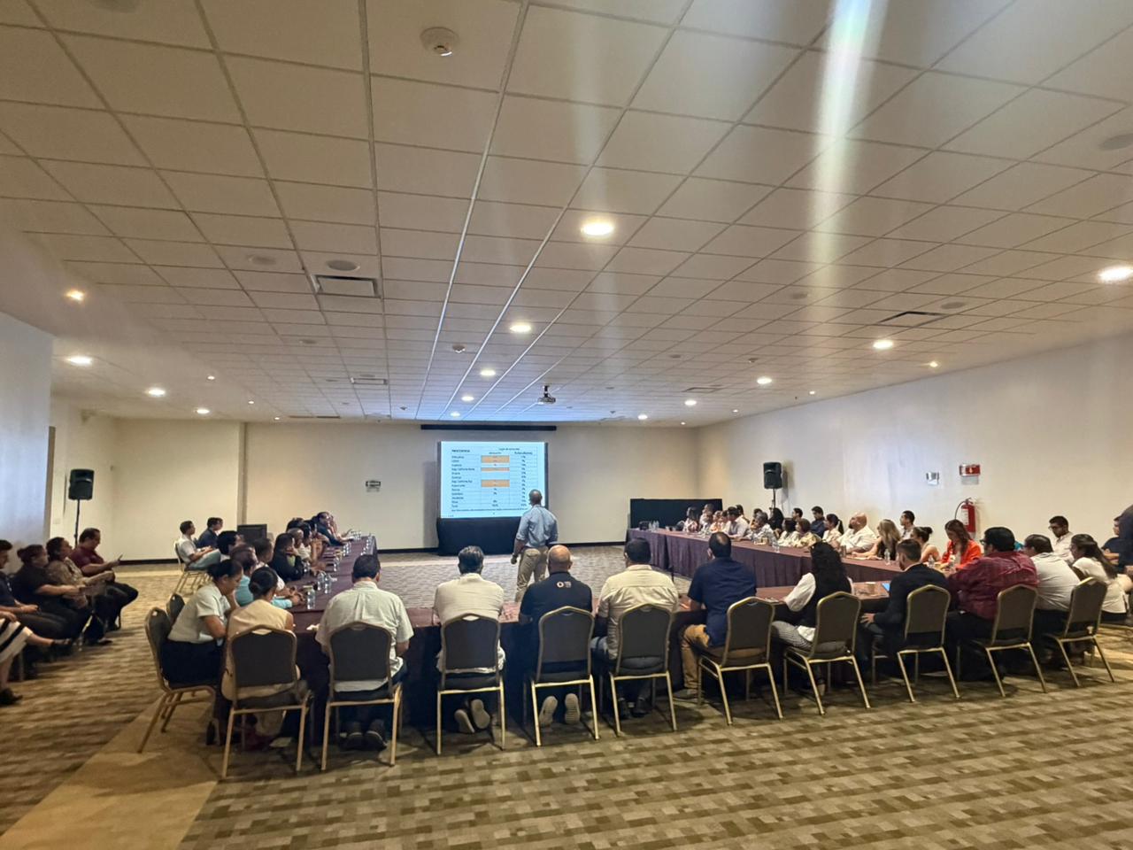 $!Mazatlán, aprobado por visitantes con casi 10: Manguart