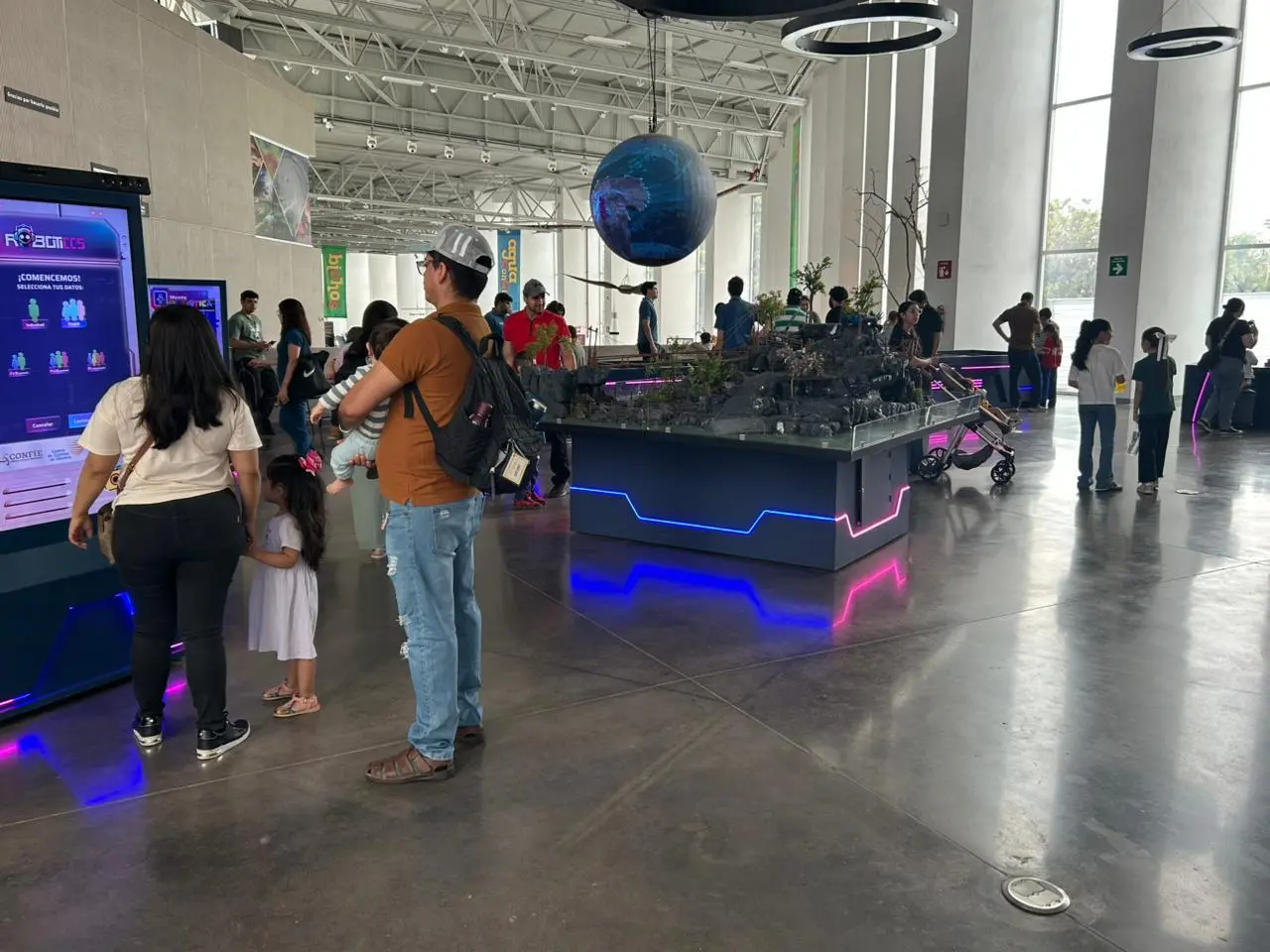 $!El Centro de Ciencias de Sinaloa celebra la Pascua con una ‘Expedición Jurásica de Pascua’