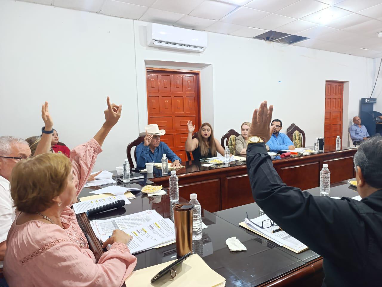 $!Cabildo de Escuinapa avala a Cristian Huerta como Oficial Mayor
