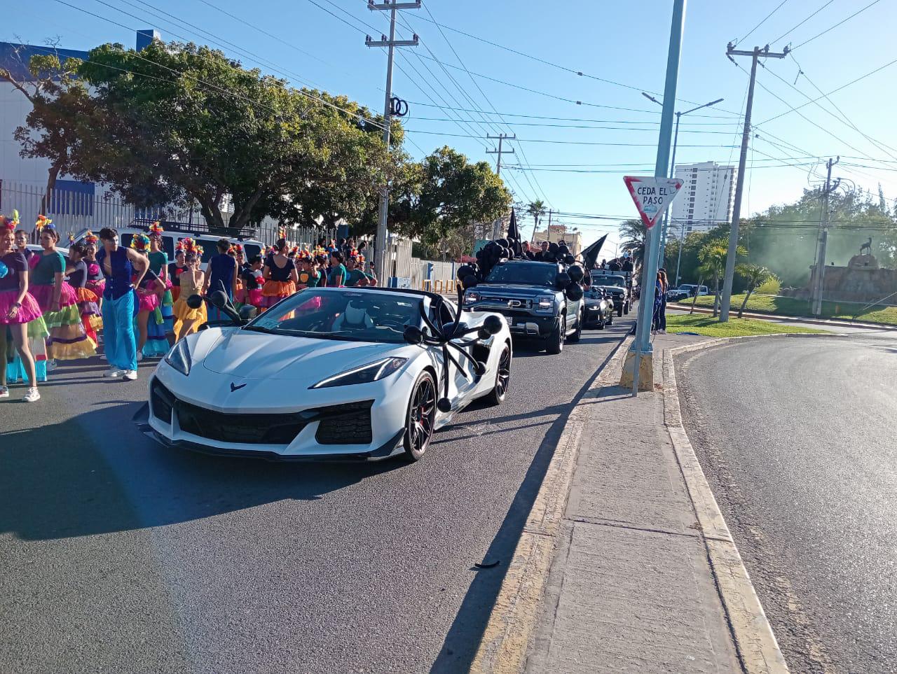 $!Inicia la segunda manifestación carnavalera