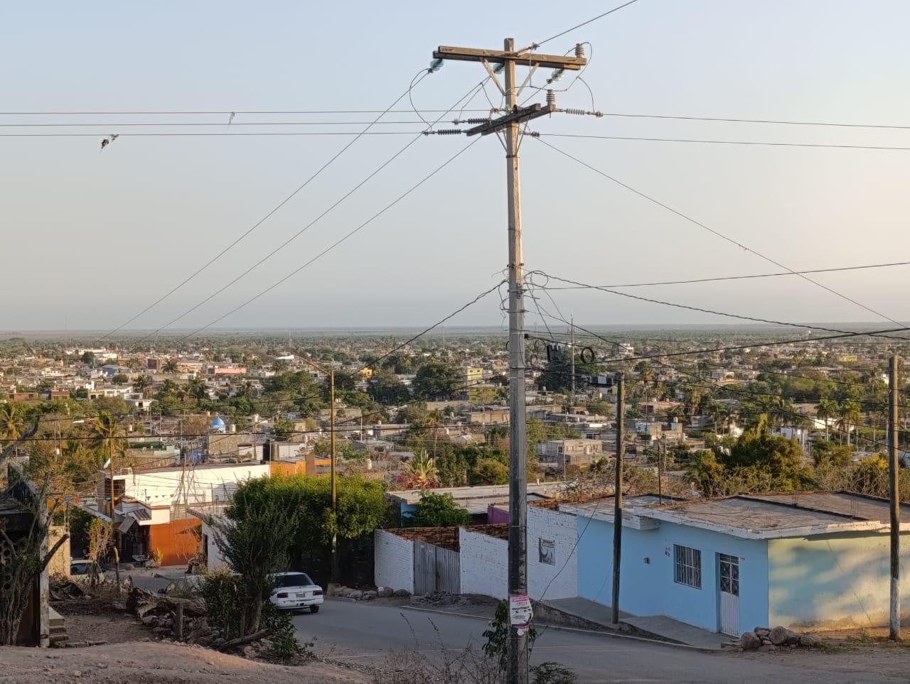 $!Vecinos señalan que detonaciones de este lunes cimbraron la tranquilidad de Escuinapa