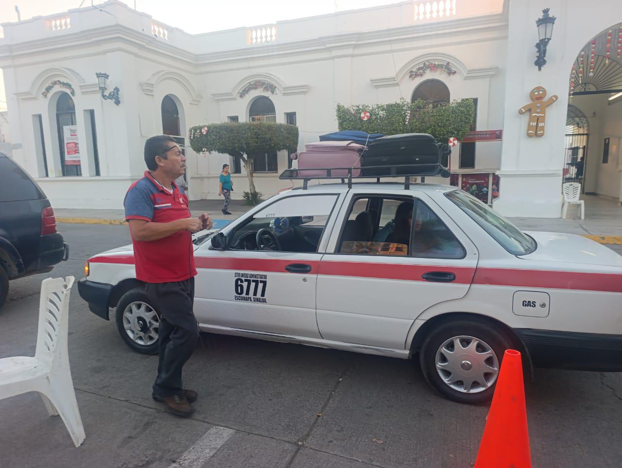 $!Taxistas en Escuinapa toman medidas de seguridad ante hechos de violencia