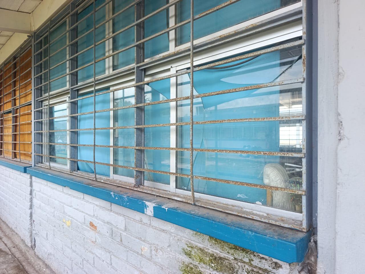 $!Escuelas en Escuinapa son objeto de robos y daños