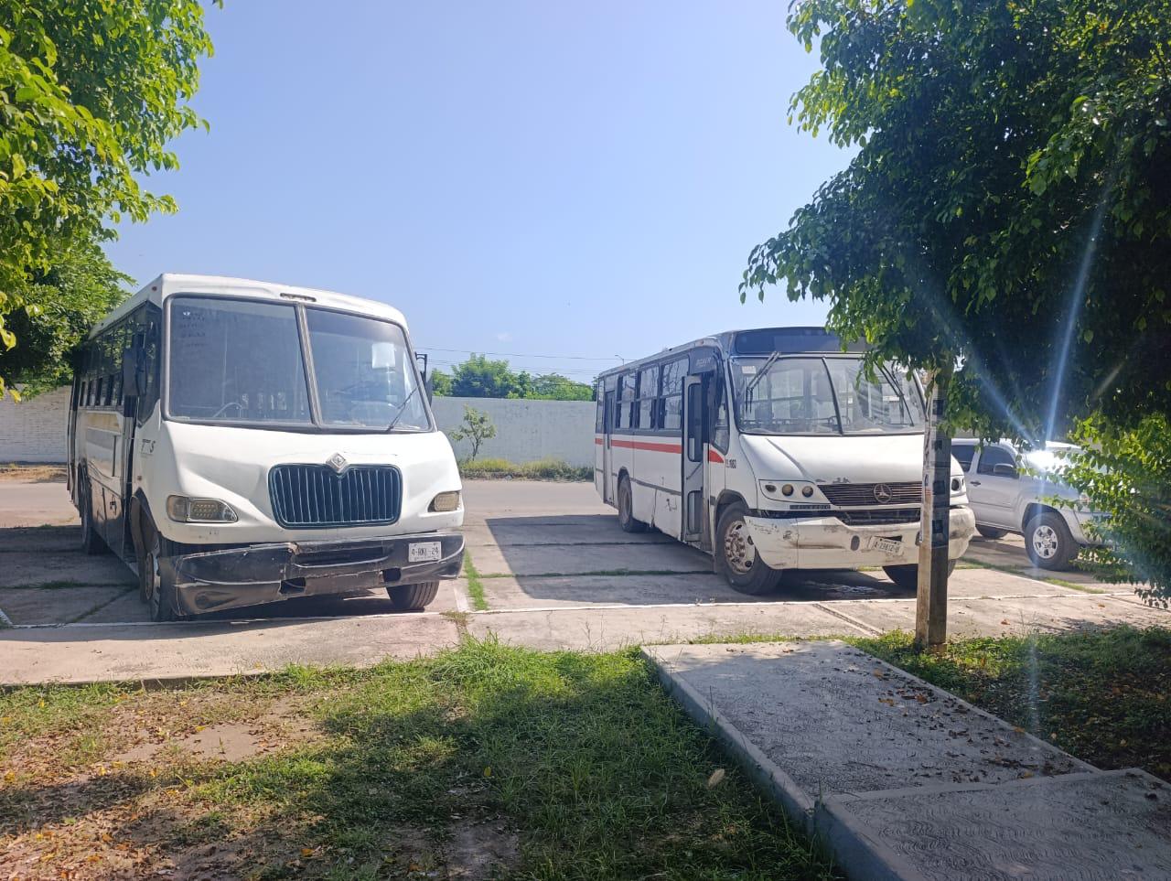 $!Suspenden en Escuinapa servicio de transporte público por conflicto entre concesionarios