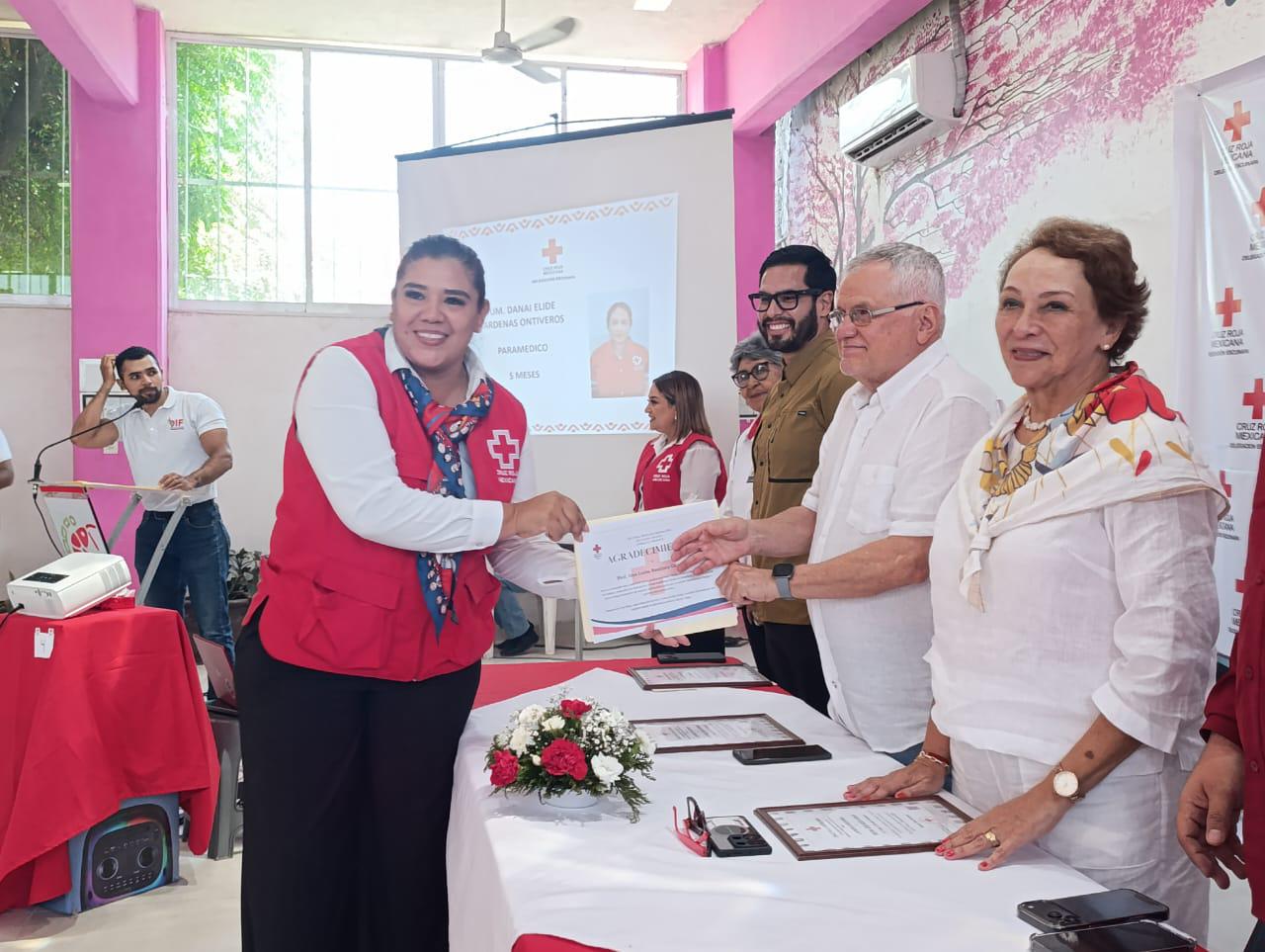 $!Con reconocimientos por su labor, celebran el Día del Socorrista en Escuinapa