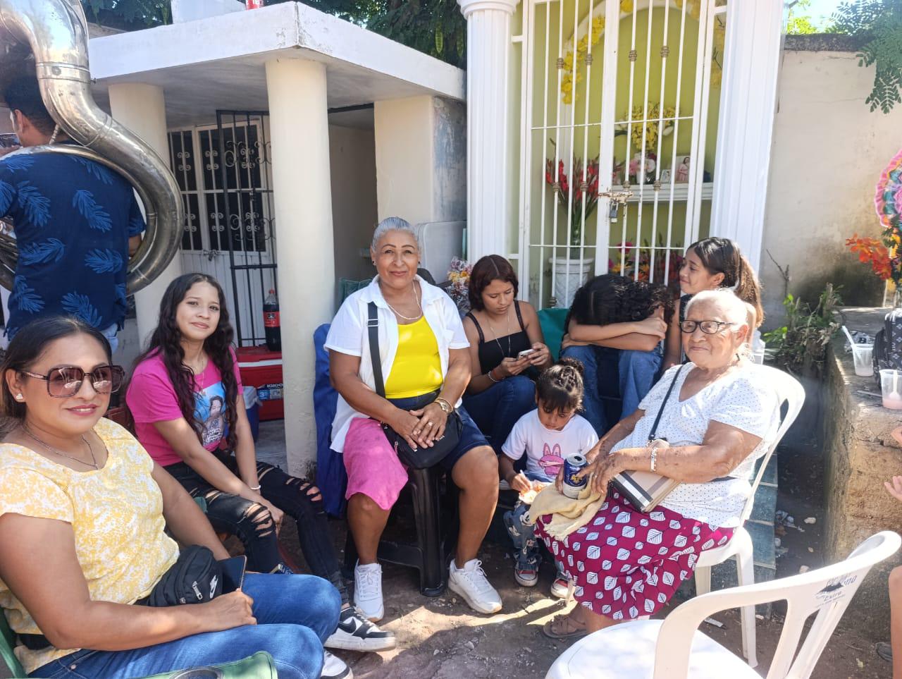 $!Aunque ya no está, el recuerdo de don José Roberto siempre hará sonreír a doña Natividad