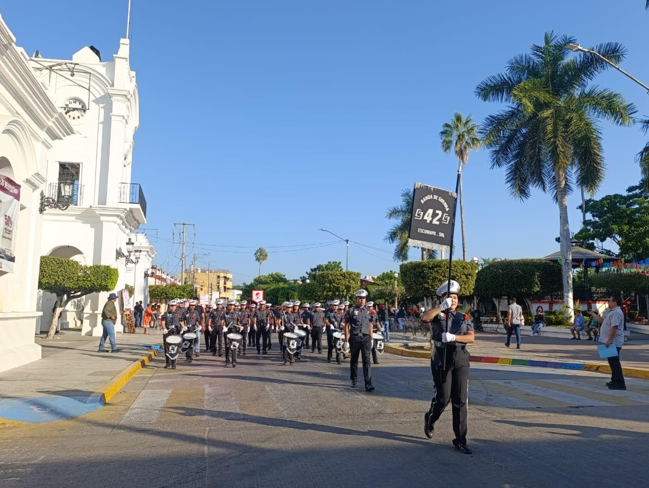 $!Marchan en Escuinapa para conmemorar el Día de la Eliminación de la Violencia contra la Mujer