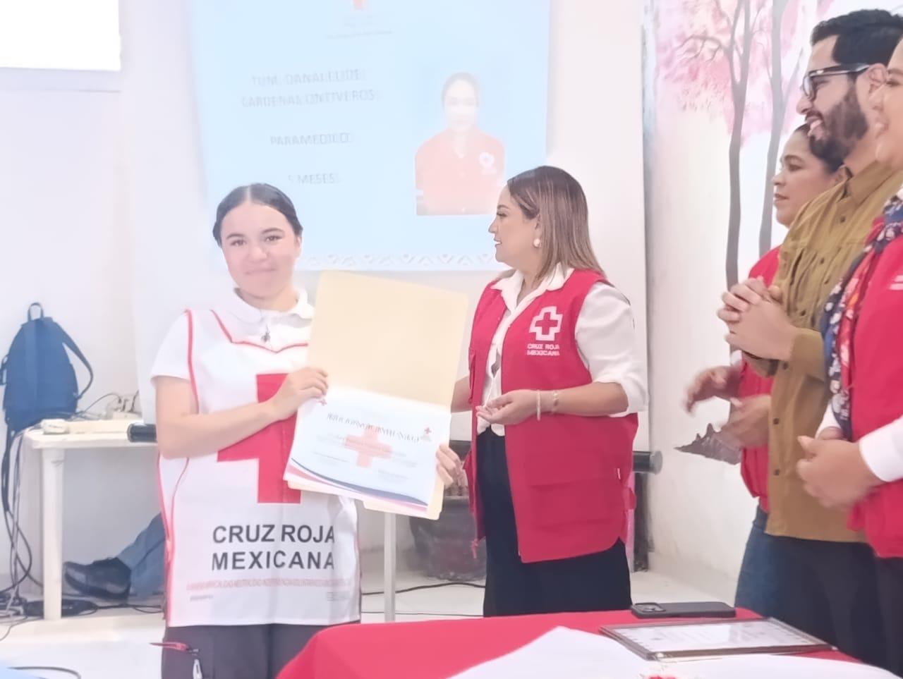 $!Con reconocimientos por su labor, celebran el Día del Socorrista en Escuinapa