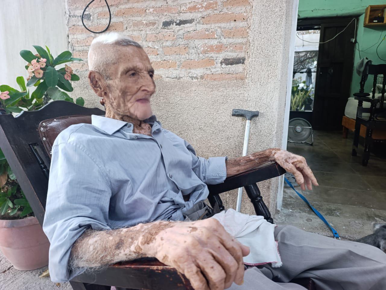 $!Don Chendo, un siglo de vida y amor como padre