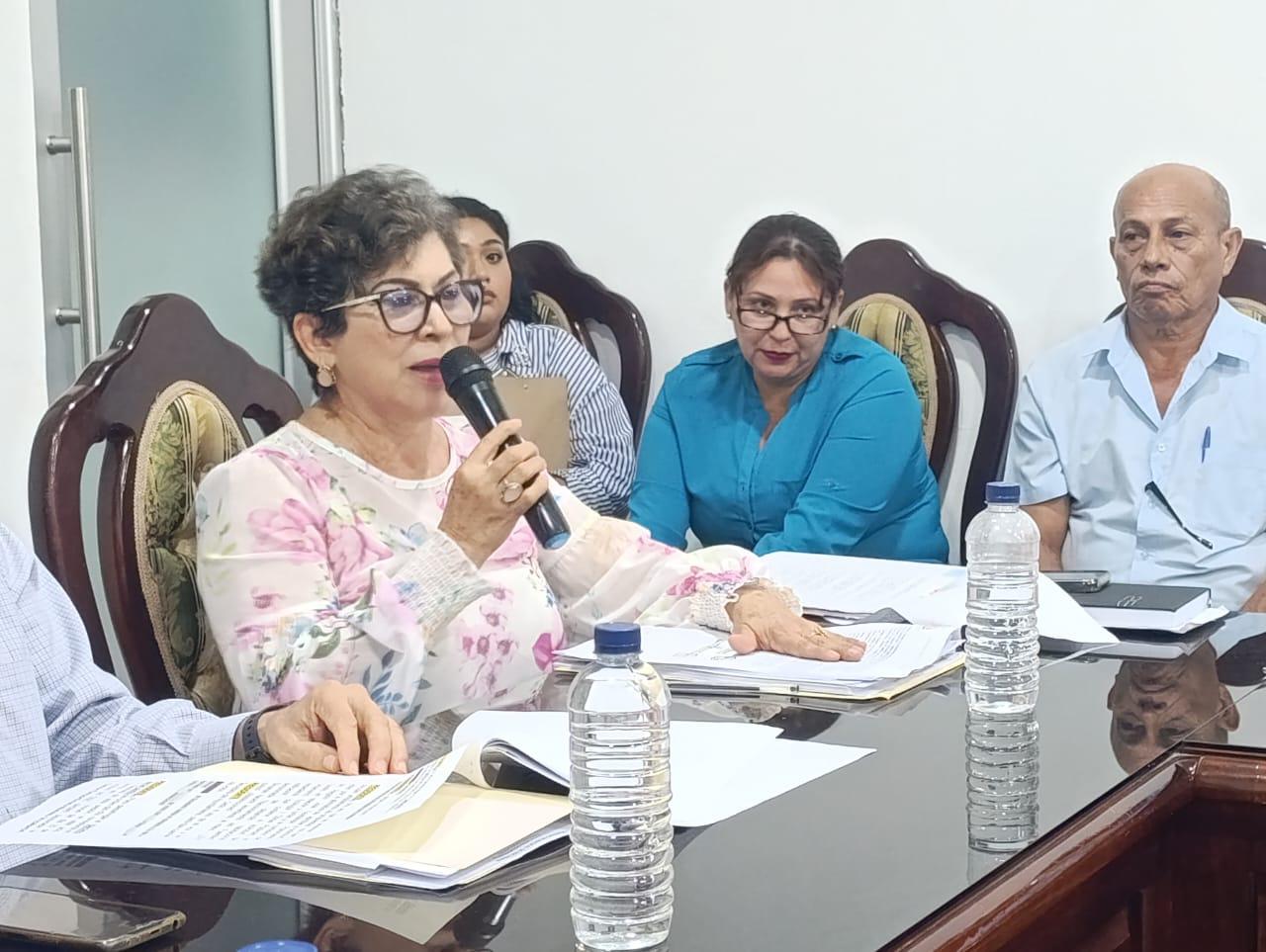 $!Cabildo de Escuinapa aprueba nuevo fraccionamiento y exige respeto a funcionarios