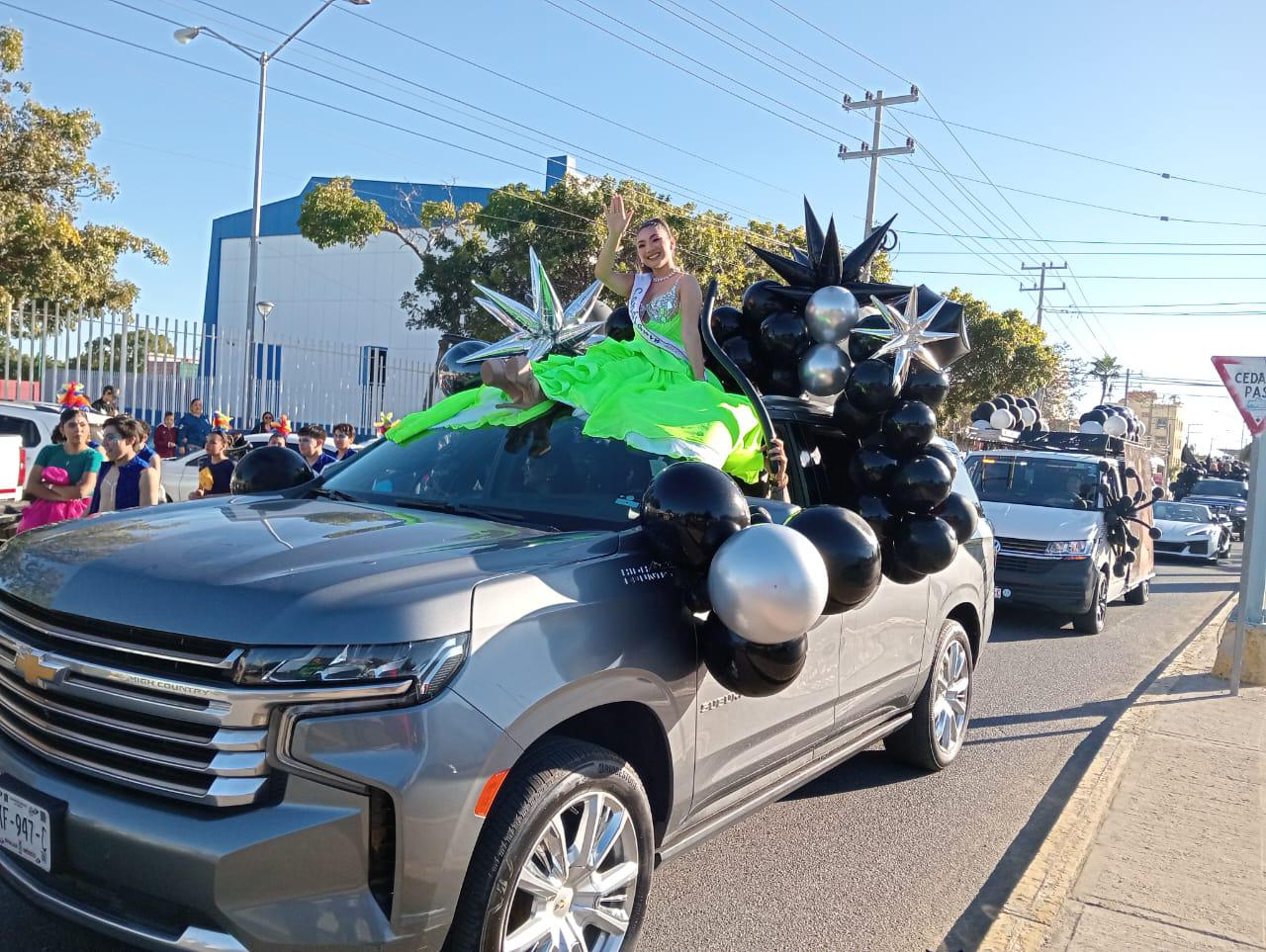 $!Inicia la segunda manifestación carnavalera