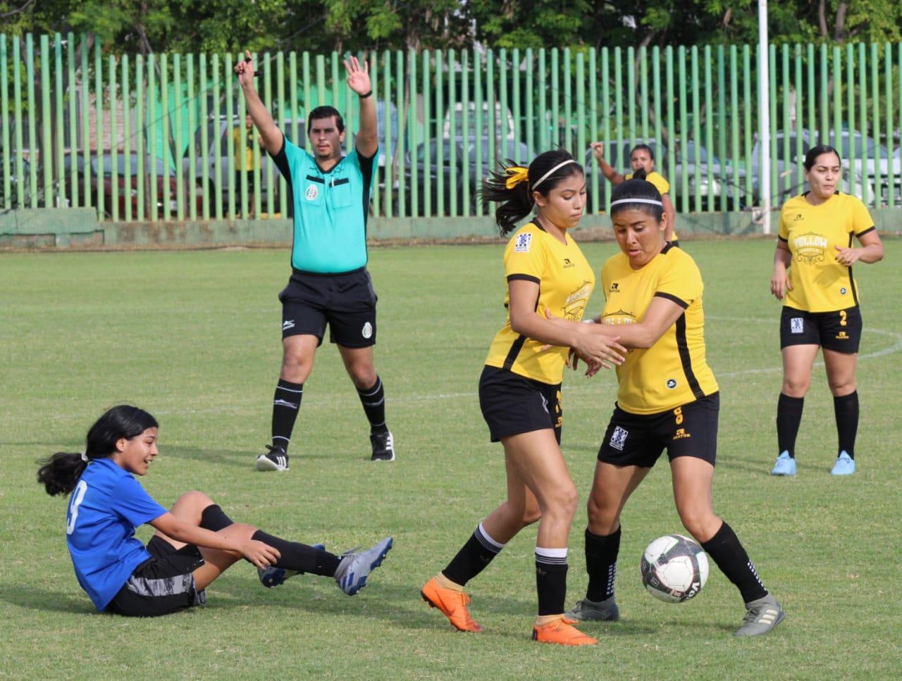 $!Leonas Piña rugen como campeonas de la Liga de Futbol Femenil Fuerza Imdem