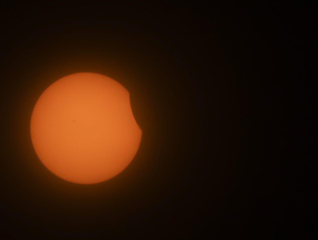 $!Inicia la fase de parcialidad del Eclipse Total de Sol en Mazatlán