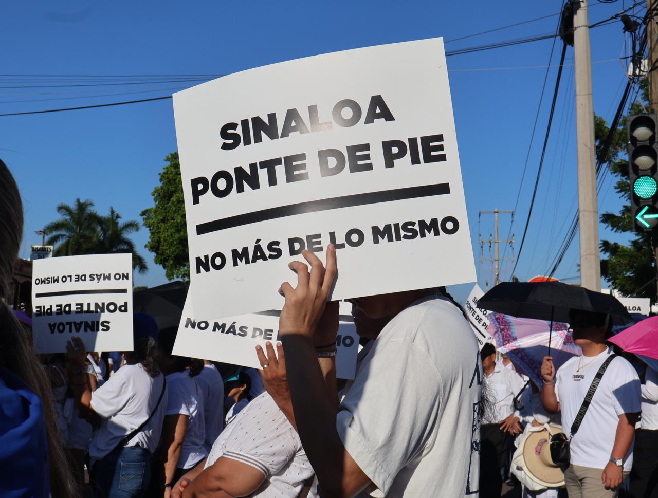 $!Miles marchan por la paz en Culiacán a dos años de la crisis de seguridad