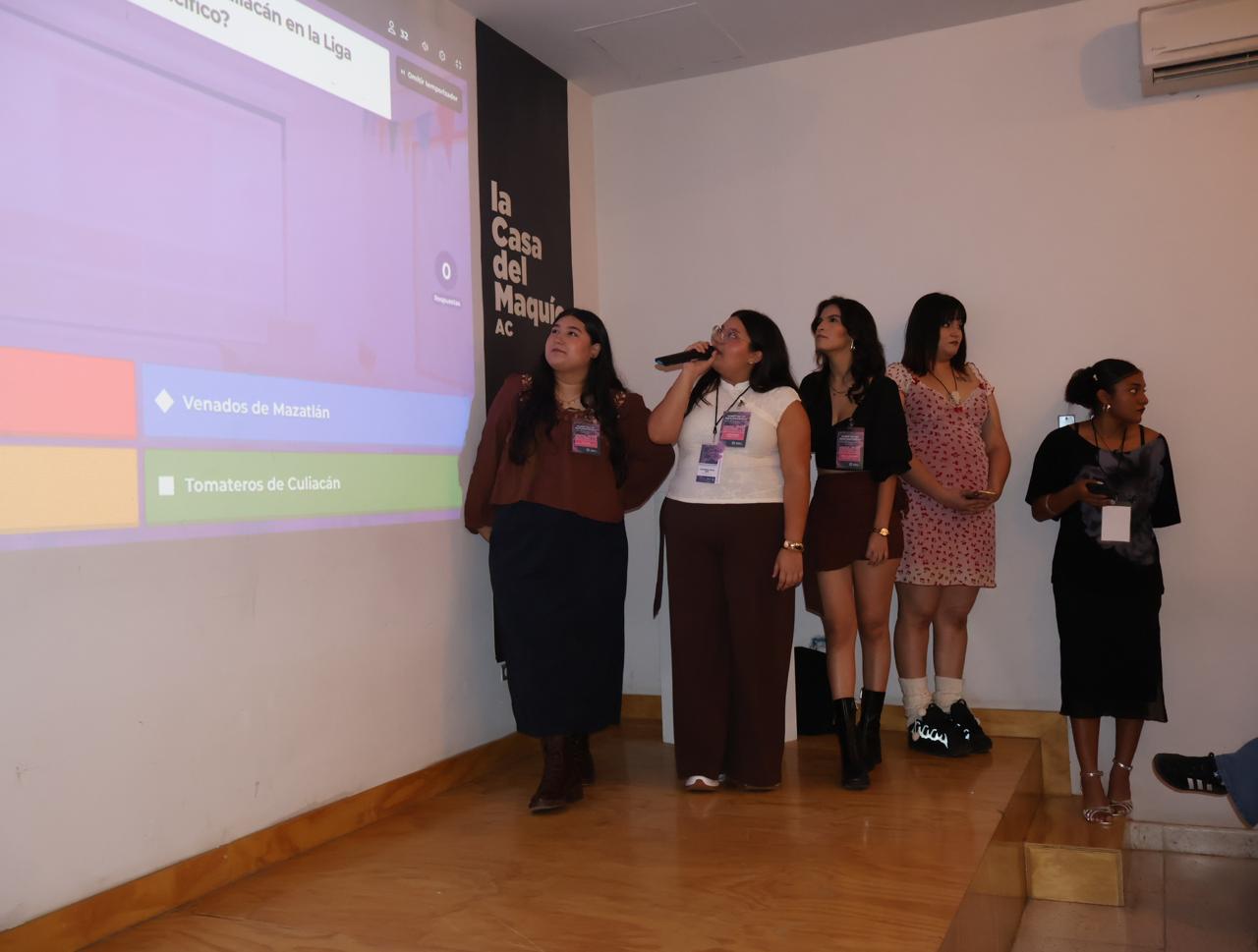 $!Integrantes del eje visual espacial de Supernova explicaron el proyecto.