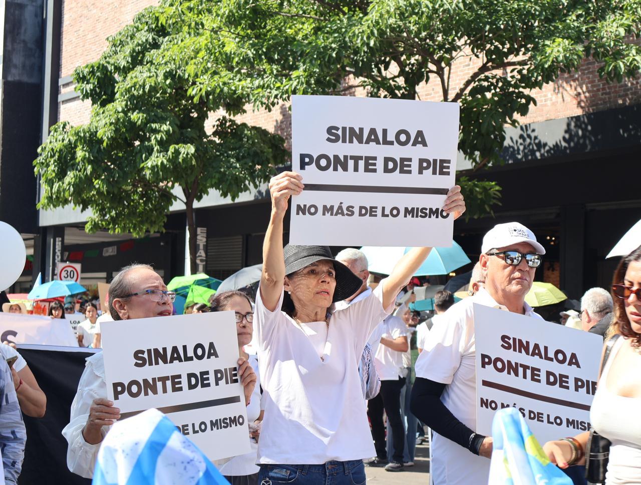 $!Celebra Graciela Domínguez marcha por la paz y llama a recuperar las calles