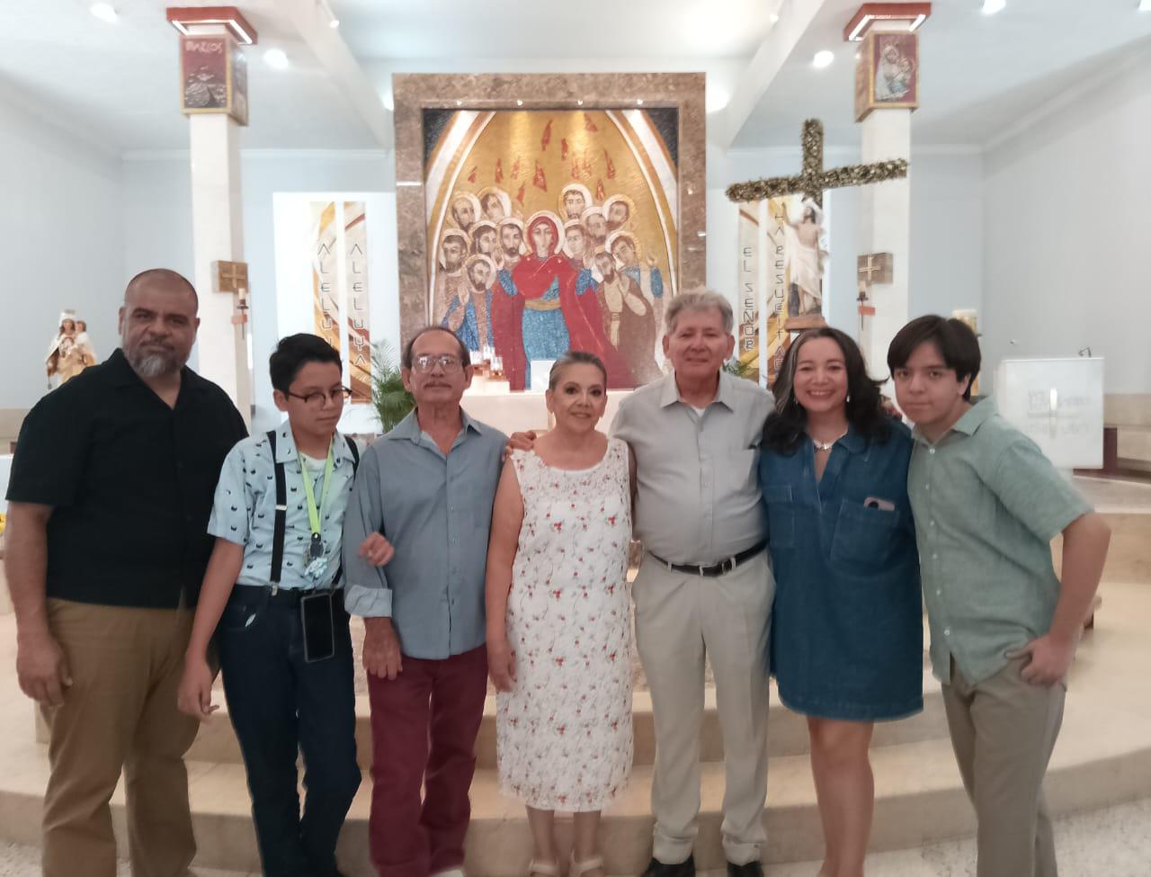 $!Carlos Landeros, Eduardo Landeros, Jesús Ortiz, Guadalupe Arce, Rey Lora, Érika Lora, Leonardo Landeros.