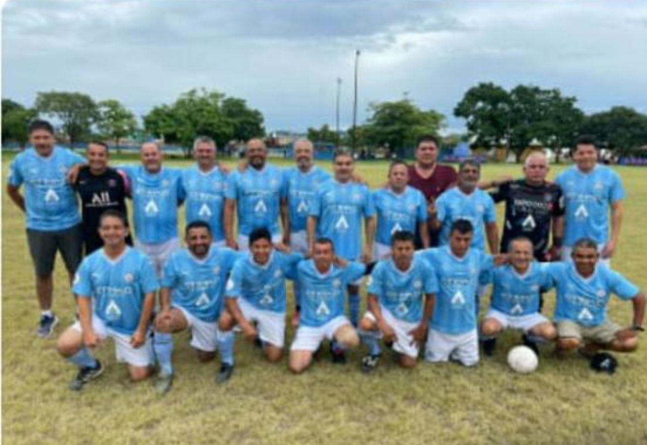 $!López Mateos y Atrio Arquitectos definen al campeón Veteranos