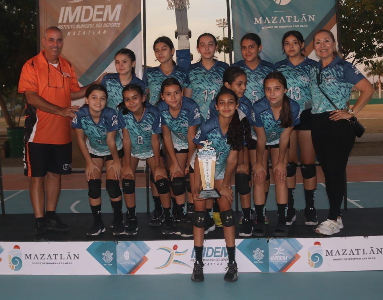 $!Guasave y Panteras Culiacán, campeones de Copa de Voleibol Imdem