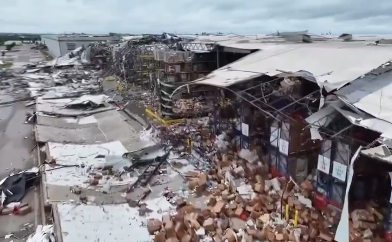 $!Acechan más de 100 tornados a ciudades de Estados Unidos en fin de semana