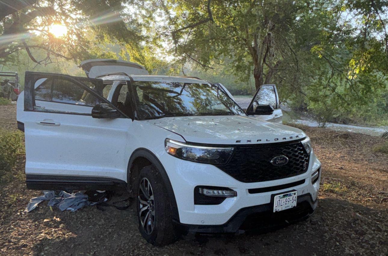 $!Detienen a un civil armado y aseguran arsenal durante operativo de la Marina en Eldorado