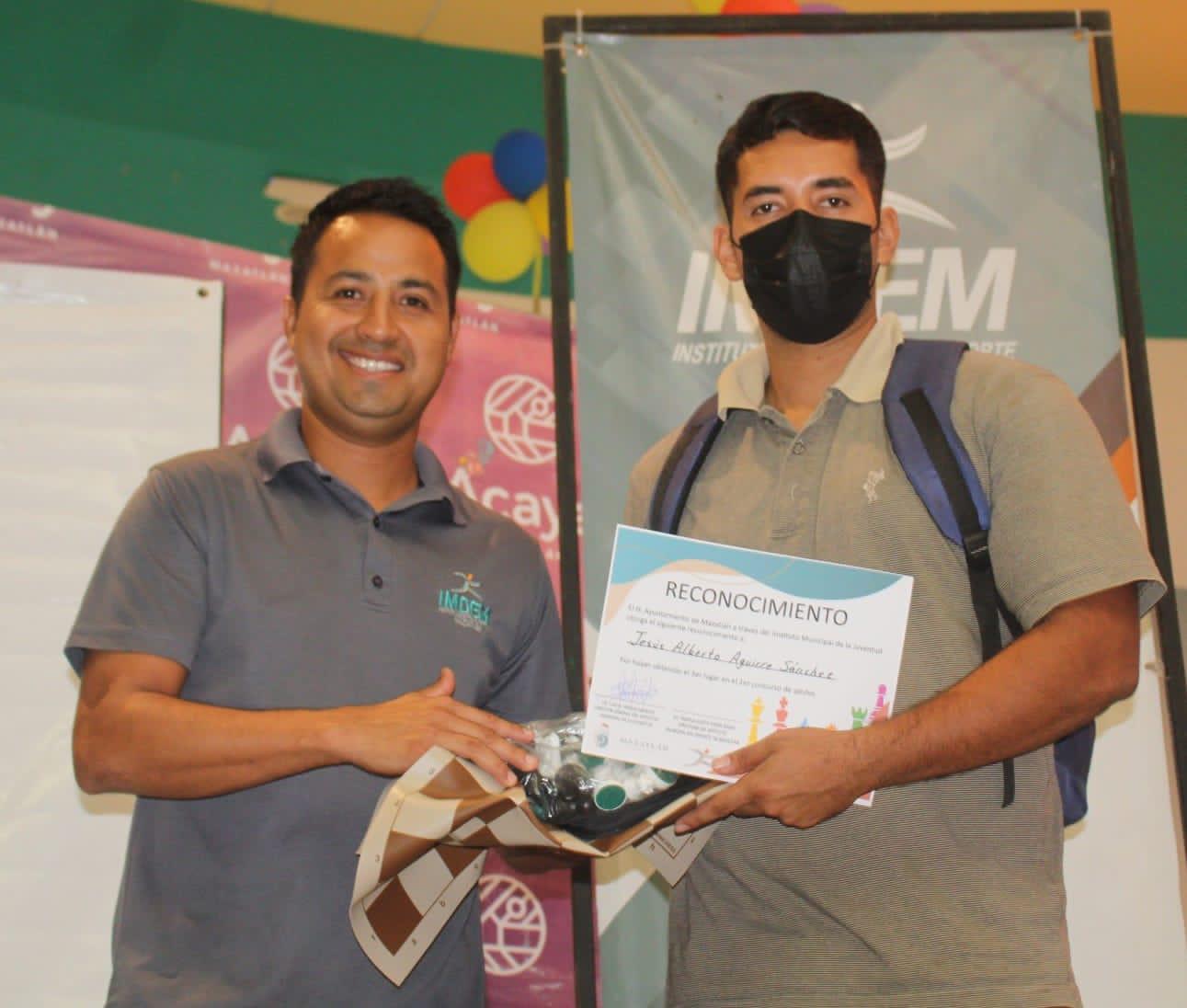 $!Coronan ajedrecistas gran actuación en el Municipal de Ajedrez