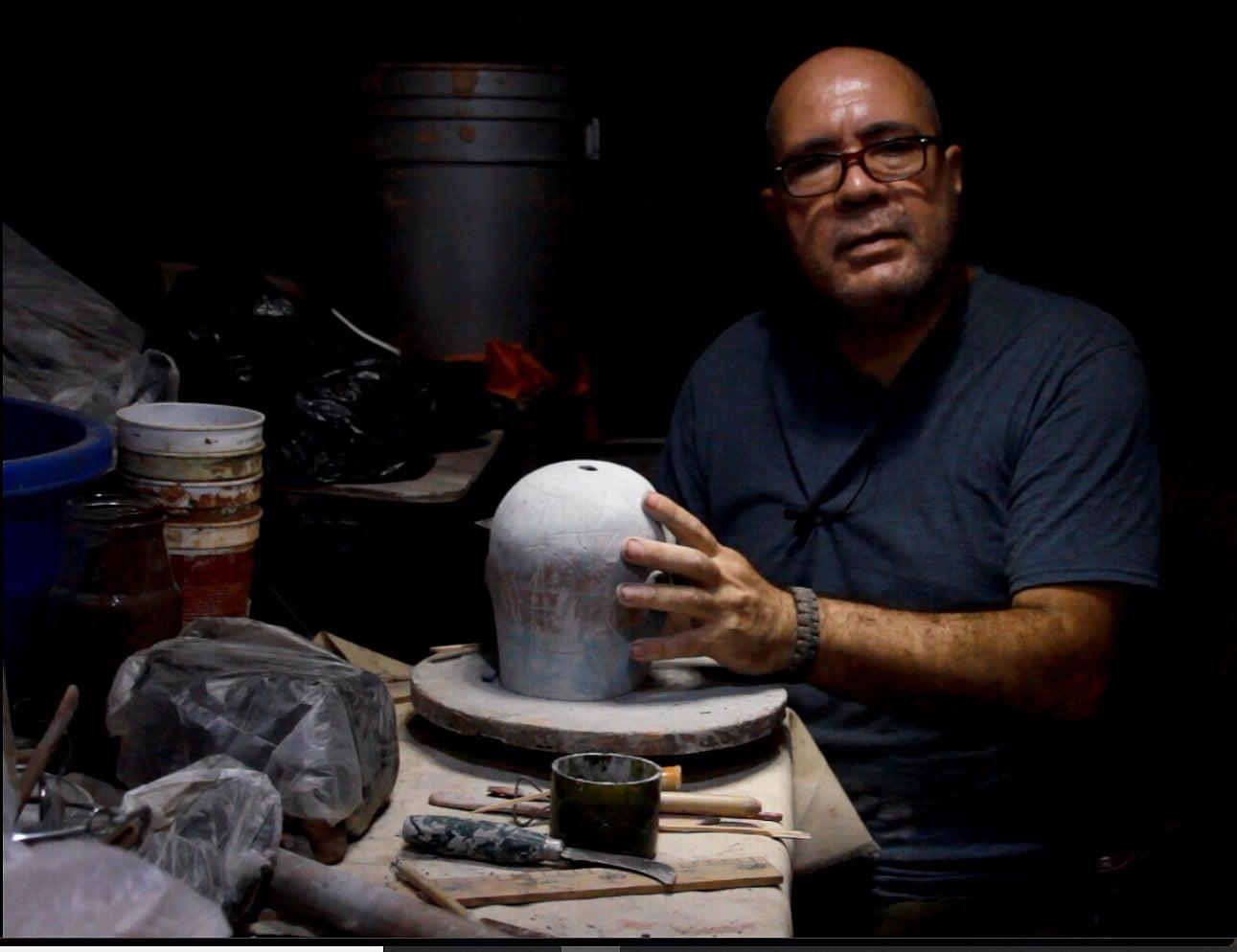 $!‘En el caos que vivimos, confío en las nuevas generaciones’, dice Lenin Márquez