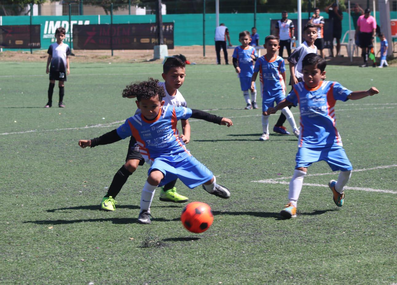 $!Ahome se corona campeón del Torneo Estatal Infantil Chupones; Mazatlán es subcampeón