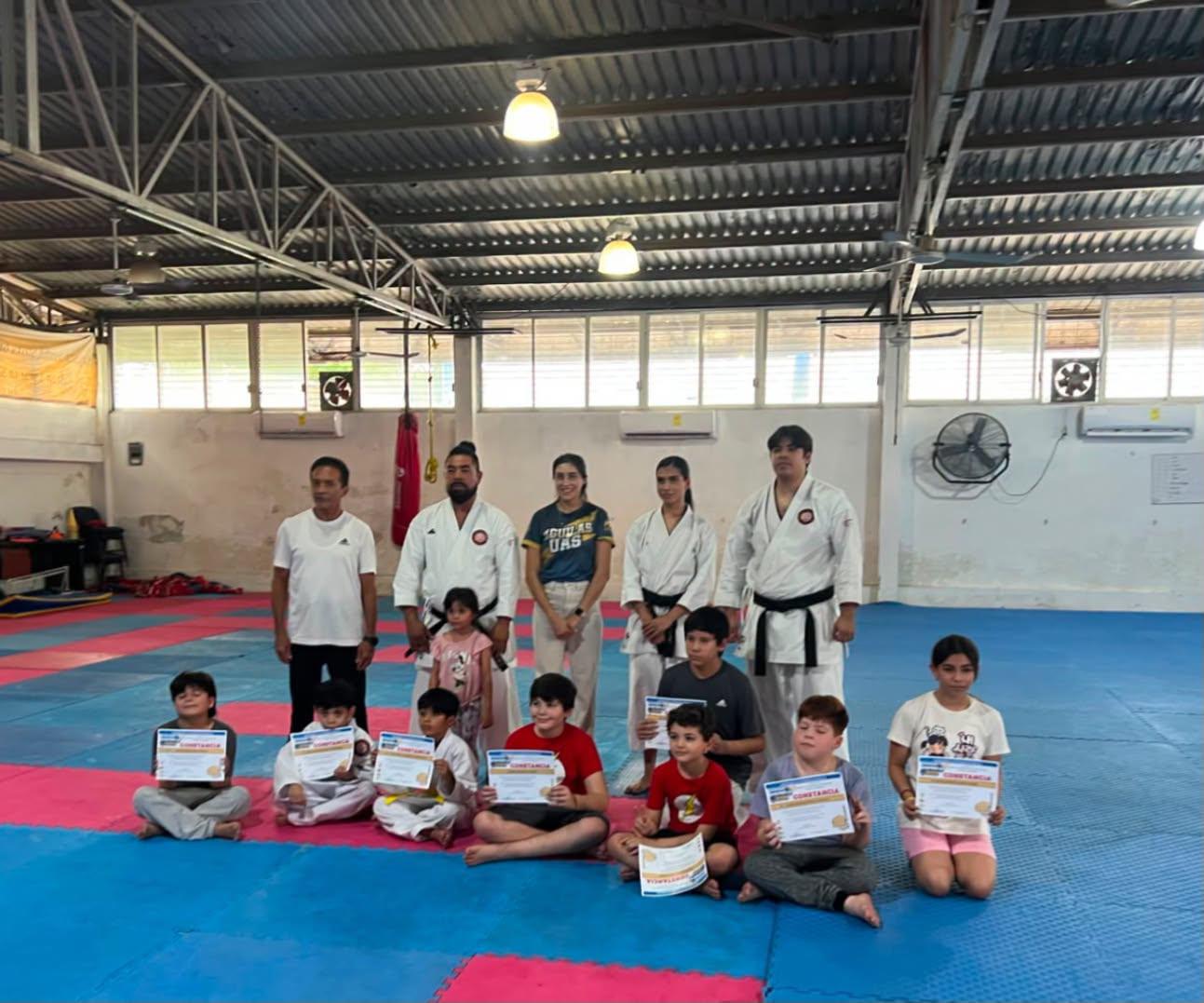 $!Durante los talleres se fomentó la actividad física, la convivencia y el desarrollo deportivo.