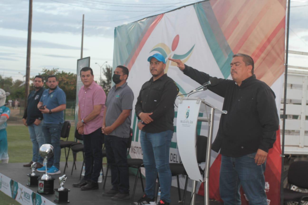 $!Futbolistas sinaloenses inauguran Torneo Estatal Juvenil, en Mazatlán