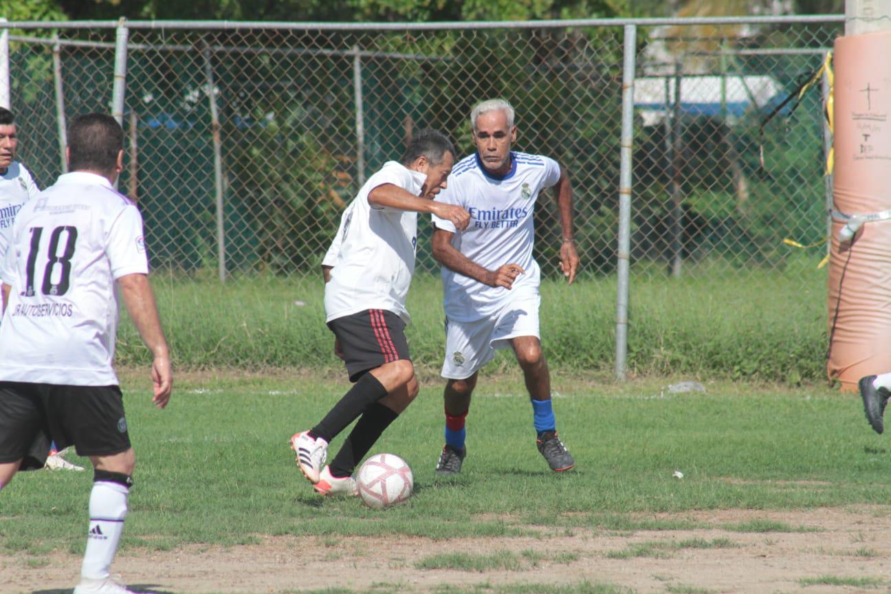 $!Muralla-Mazatlán debuta con victoria en Cuadrangular ‘100 años de Futbol en Sinaloa’