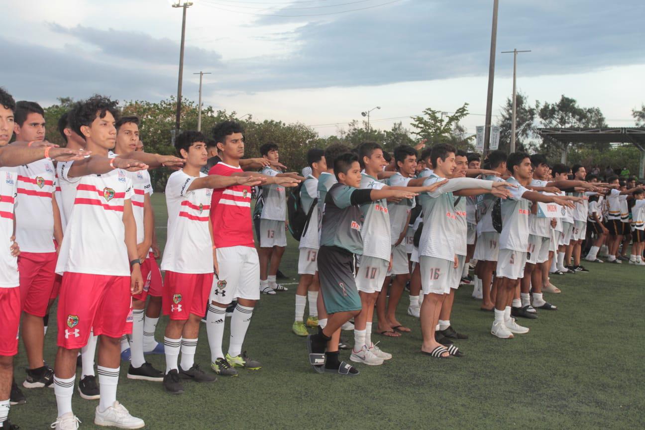 $!Futbolistas sinaloenses inauguran Torneo Estatal Juvenil, en Mazatlán