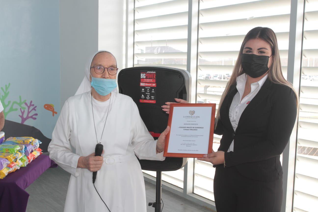 $!Entregan donativo a Asilo de Ancianos La Inmaculada, en Mazatlán