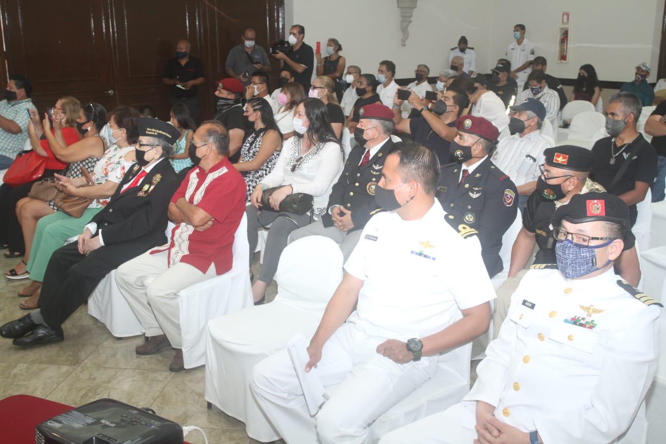 $!Realizan la 11 Convención Internacional de Paracaidistas Militares, Marinos y Deportivos en Mazatlán