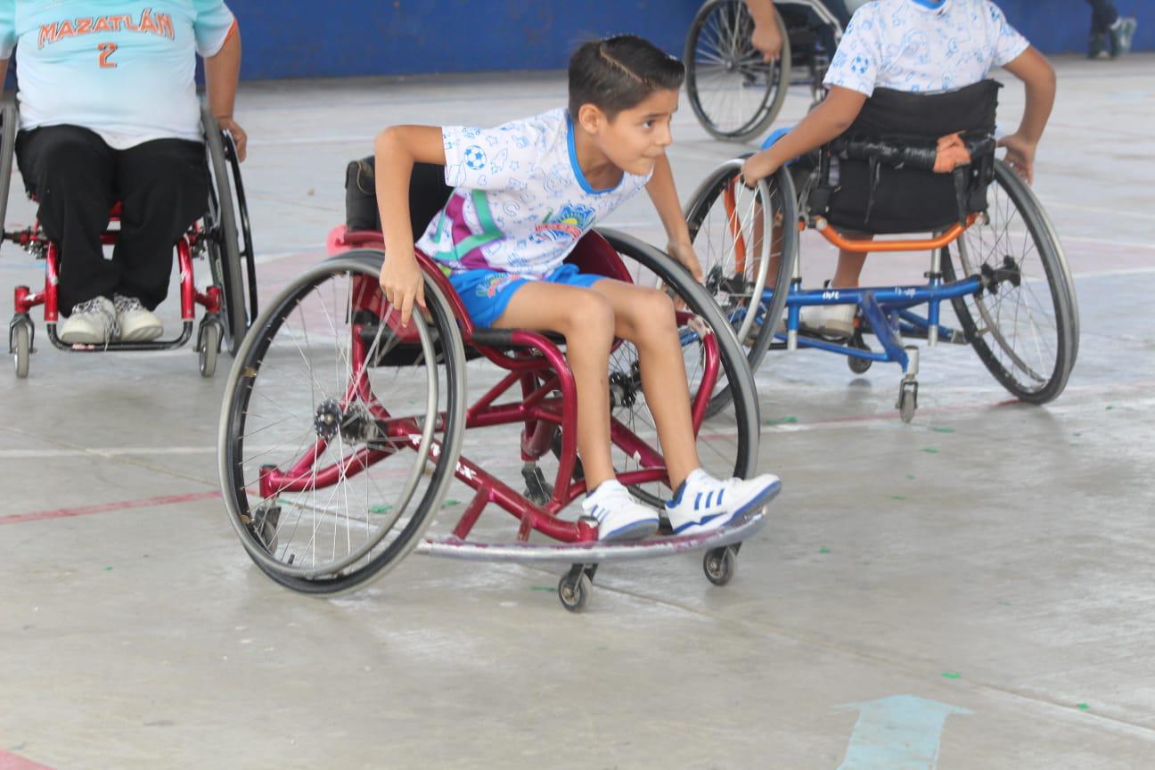 $!Festeja la escuela Democracia la inclusión, en el marco del Día Internacional de Personas con Discapacidad