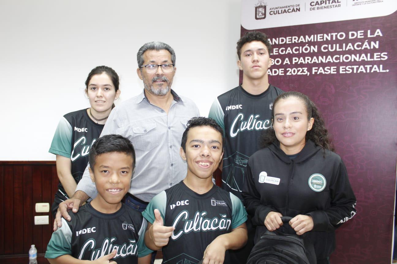 $!Abanderan a la Delegación Culiacán para la etapa Estatal de los Nacionales