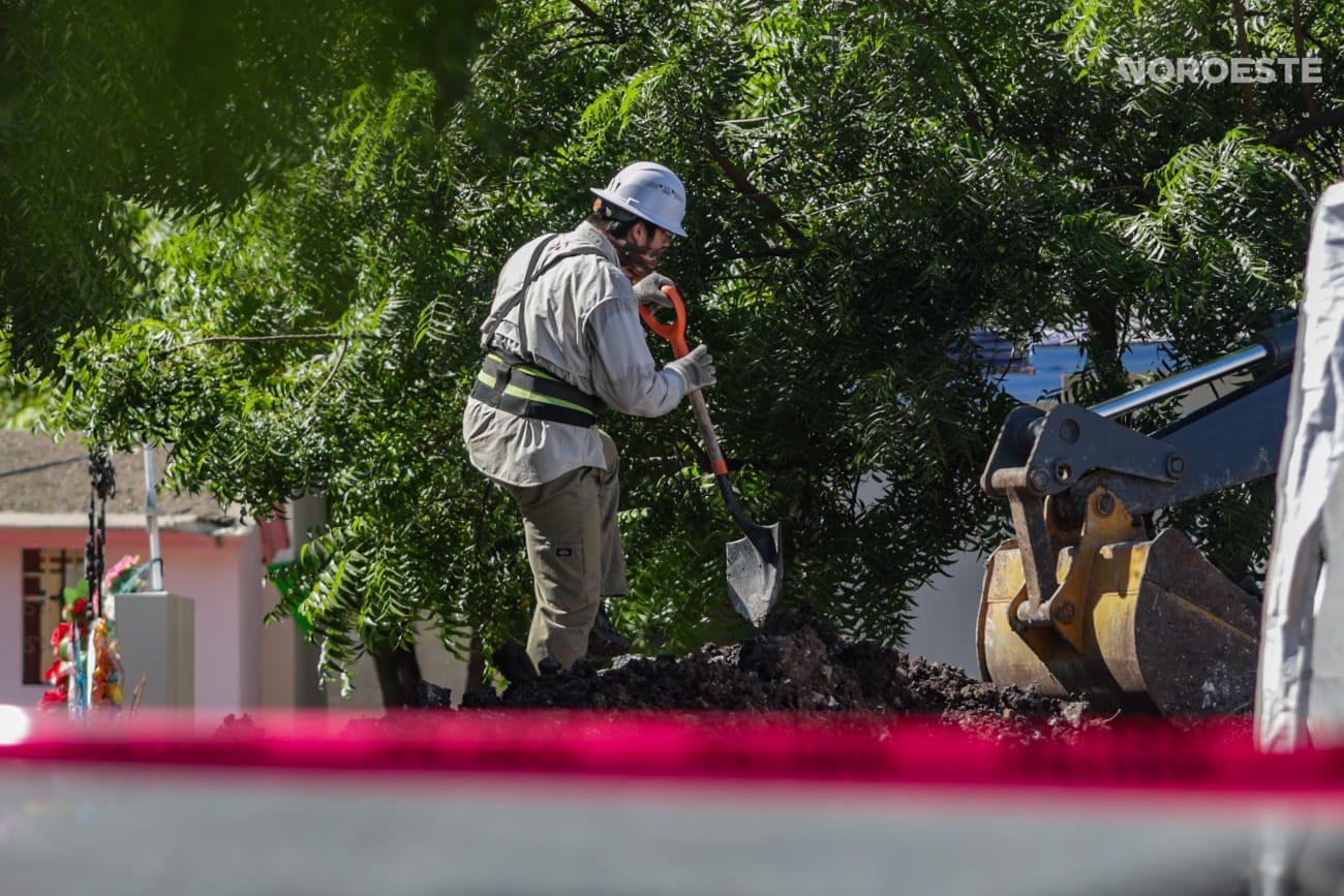 $!Reanuda Gobierno de Sinaloa exhumación de cadáveres en la fosa común del Panteón 21 de Marzo