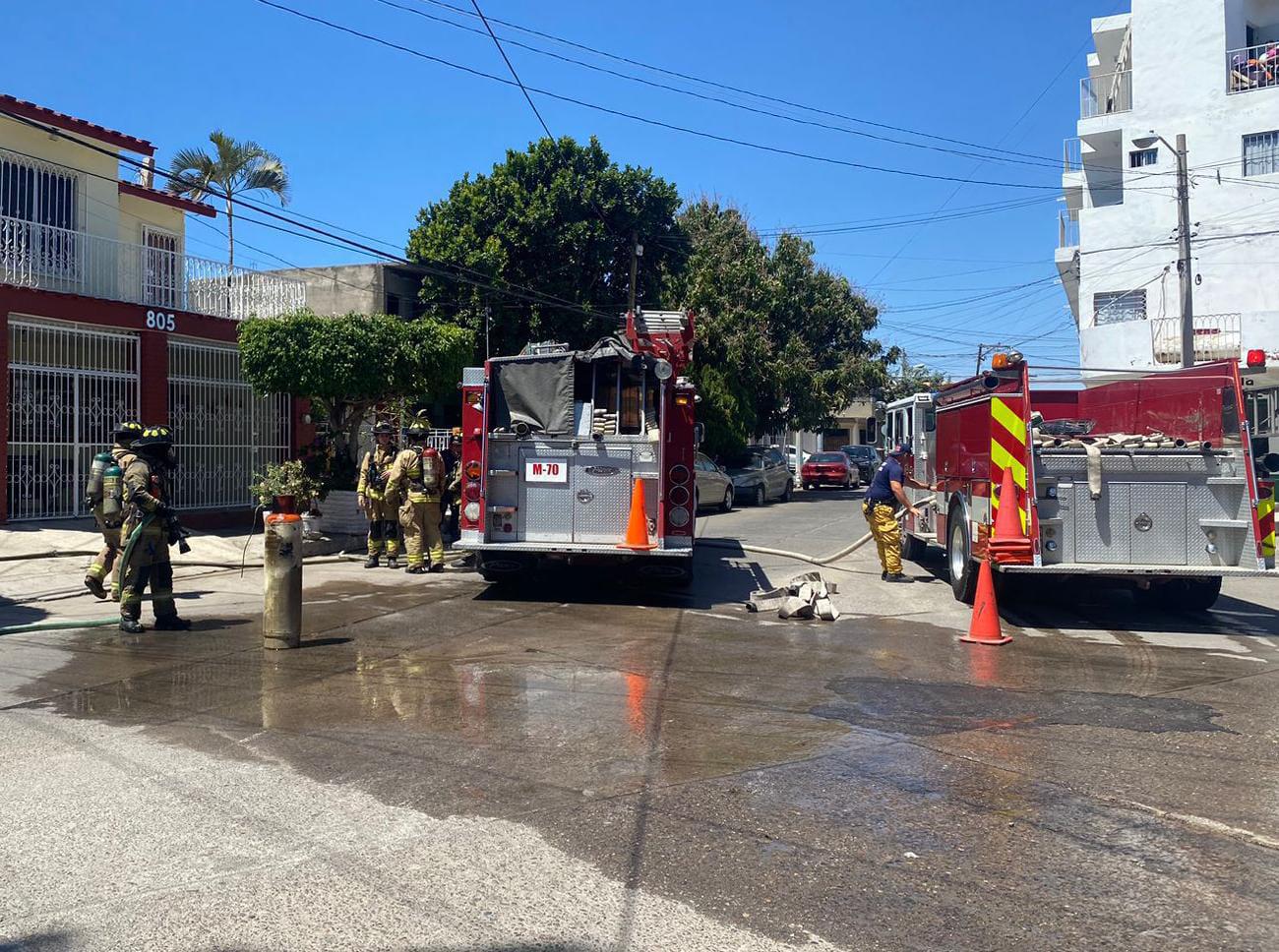 $!Propietario de vivienda resulta lesionado en conato de incendio en Mazatlán