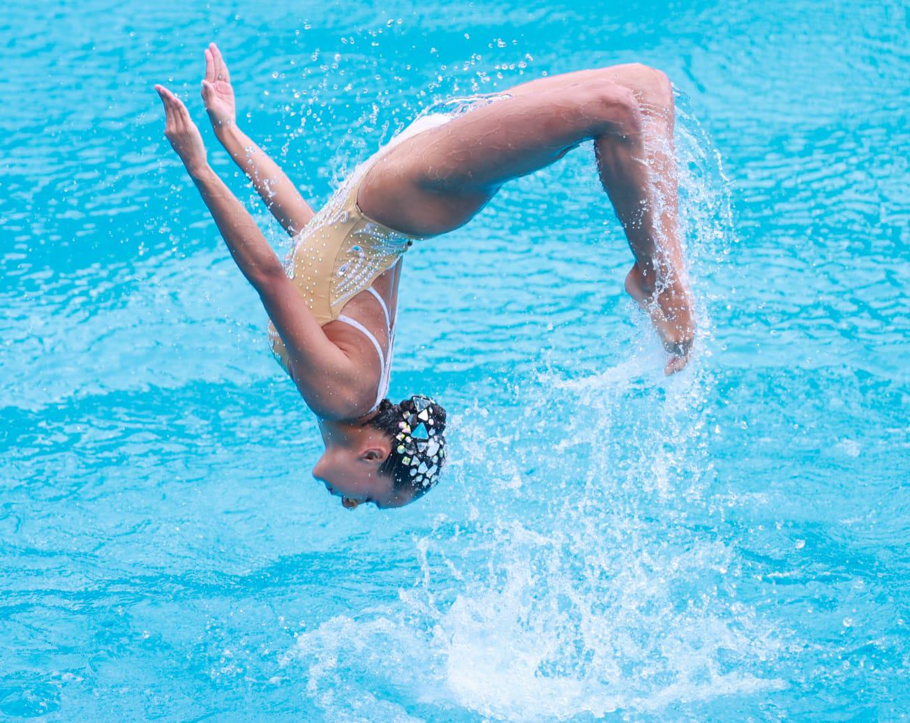 $!Itzamary González y Diego Villalobos ganan oro para México en natación artística en dueto mixto