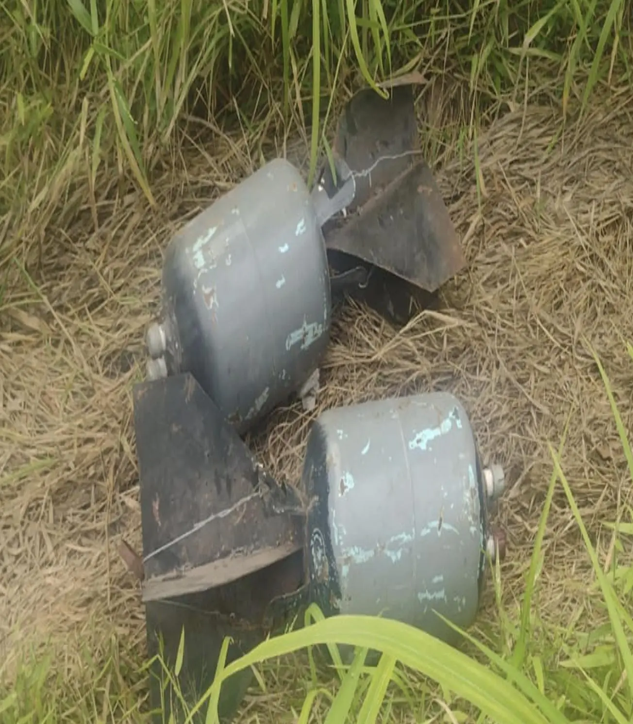 $!Aseguran armamento y 27 explosivos improvisados en Escuinapa