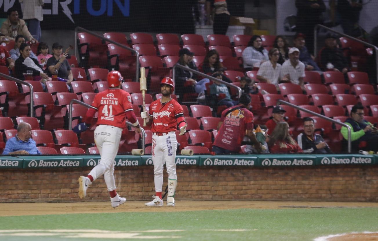 $!Kingham rompe maleficio y enfila a Venados llevarse primero de la serie ante Sultanes