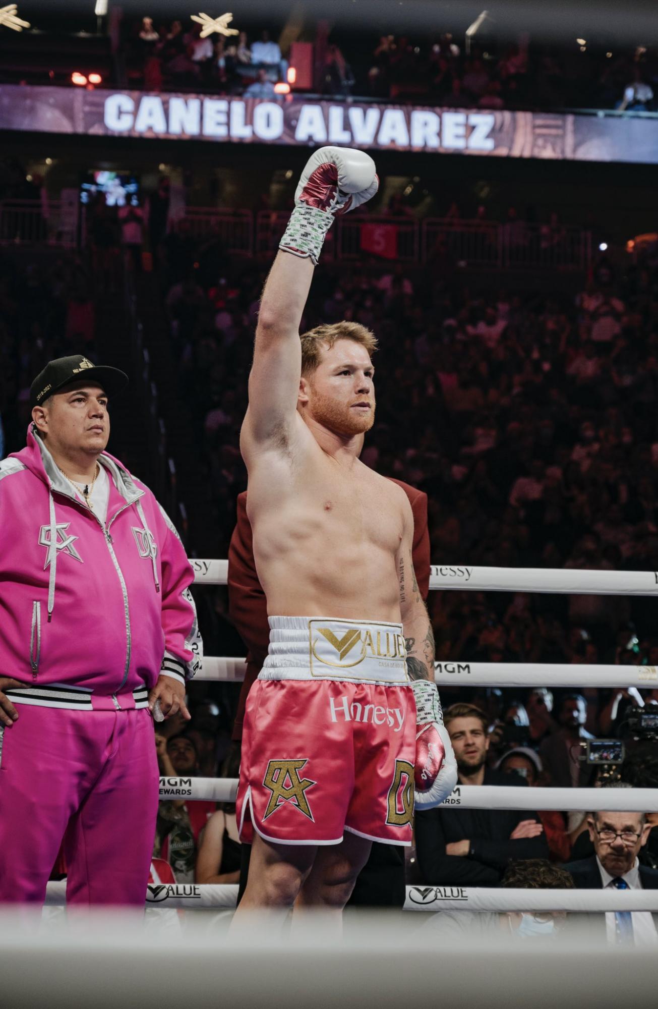$!Canelo Álvarez quiere la revancha ante Bivol: ‘Esto no se queda así’