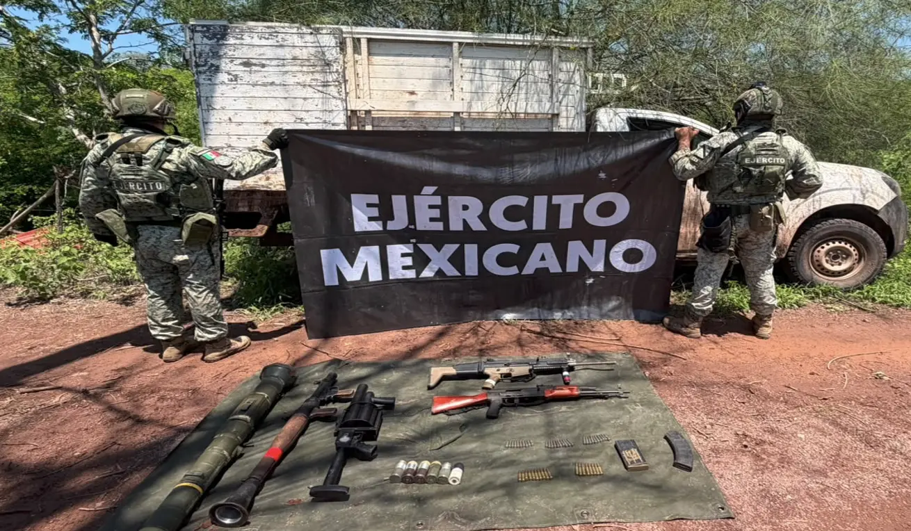 $!Operativos en Culiacán dejan cuatro detenidos y un arsenal con lanzacohetes y explosivos