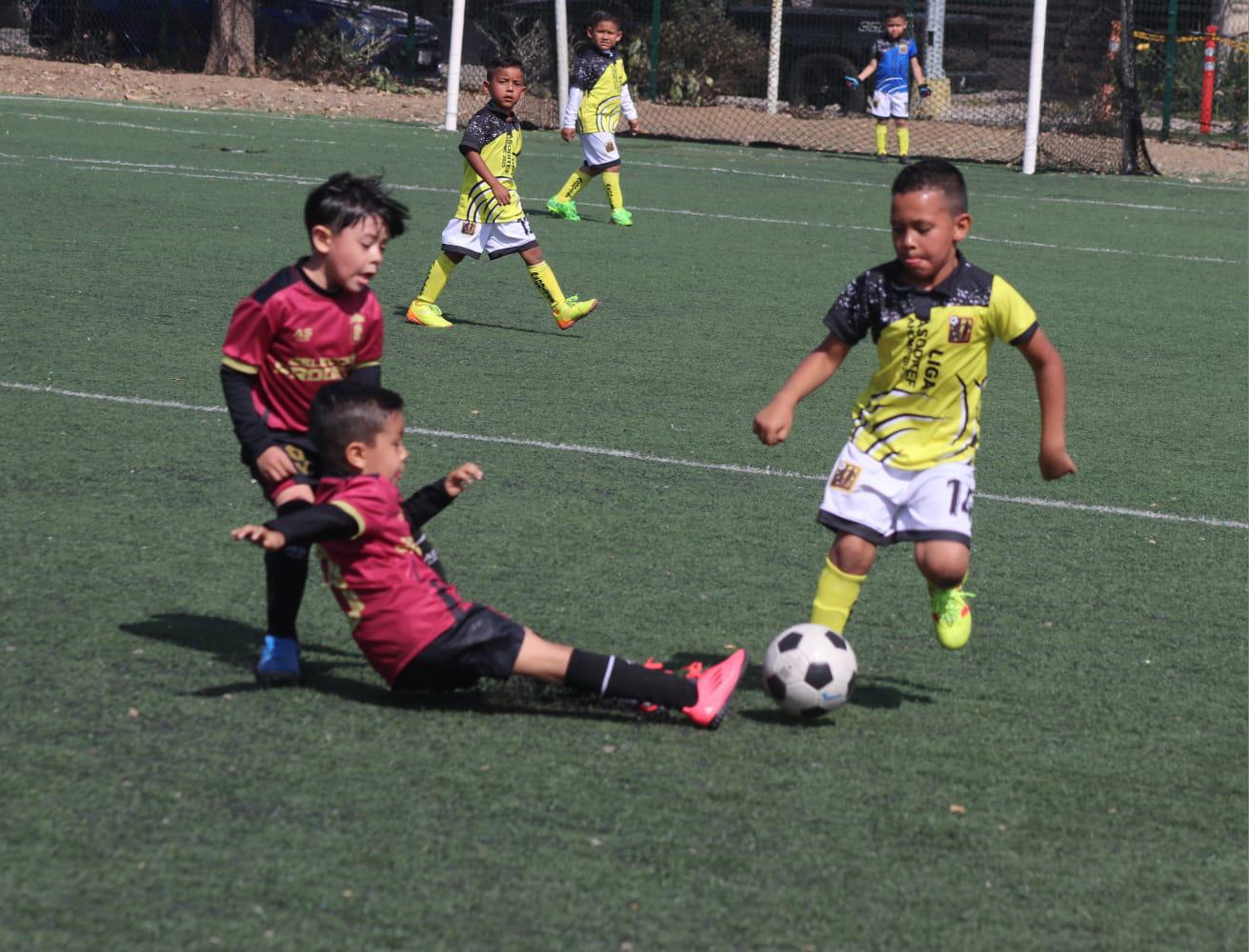 $!Mazatlán cede el invicto ante Ahome Municipal en cerrado duelo del Estatal Chupones