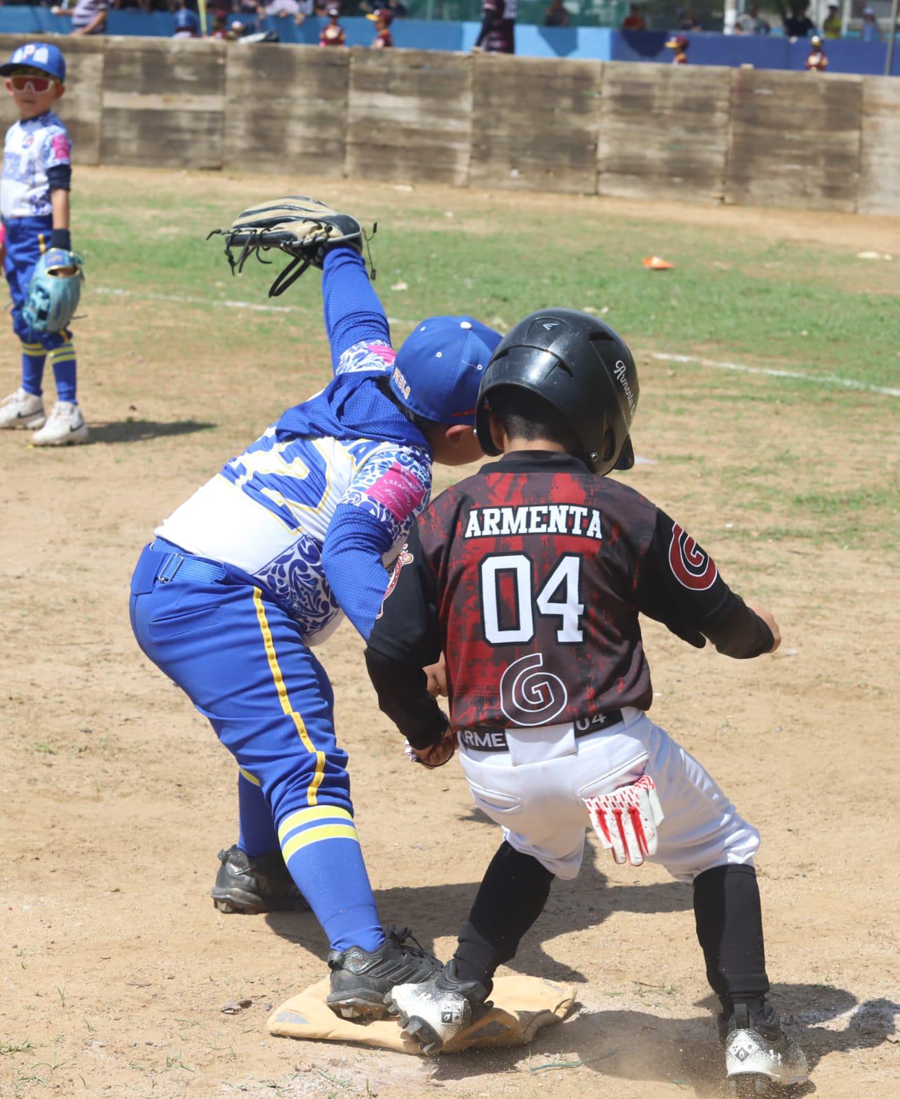 $!Nacional de Beisbol Escuelita vuelve a la acción tras las lluvias en Mazatlán