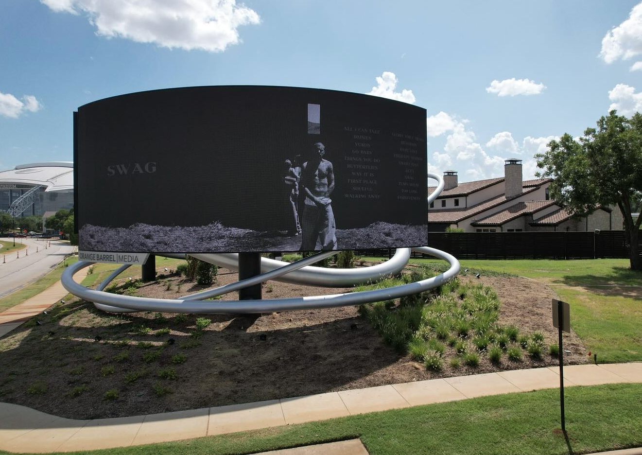 $!Lanza Justin Bieber ‘Swag’, inspirado en su hijo