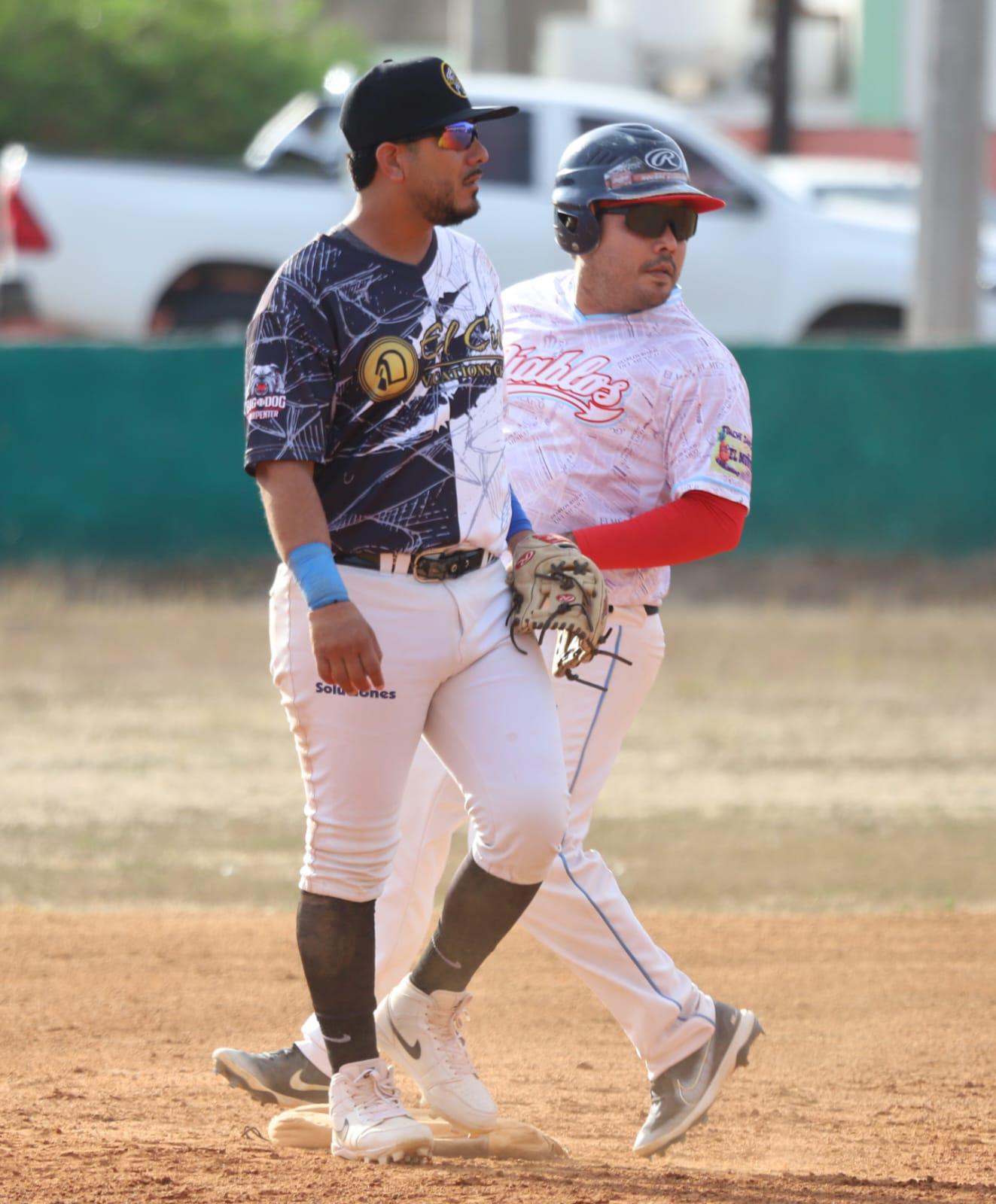 $!Cremería El Placer asume cima de Liga de Beisbol Meseros